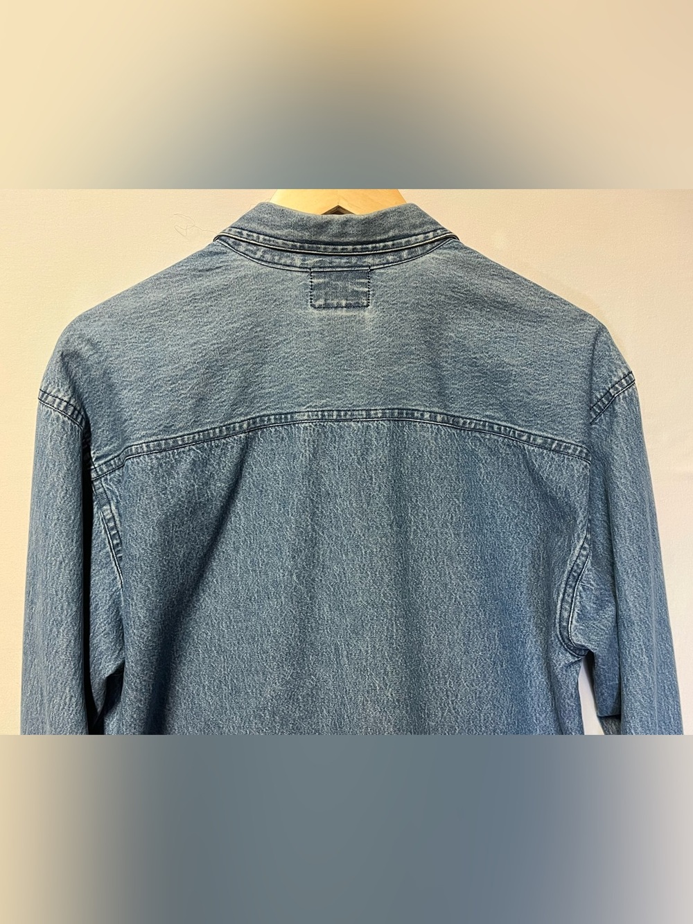 Vintage Birdhouse Embroidered Denim Shirt Large Cottagecore Prairie Garden Art - Picture 10 of 11